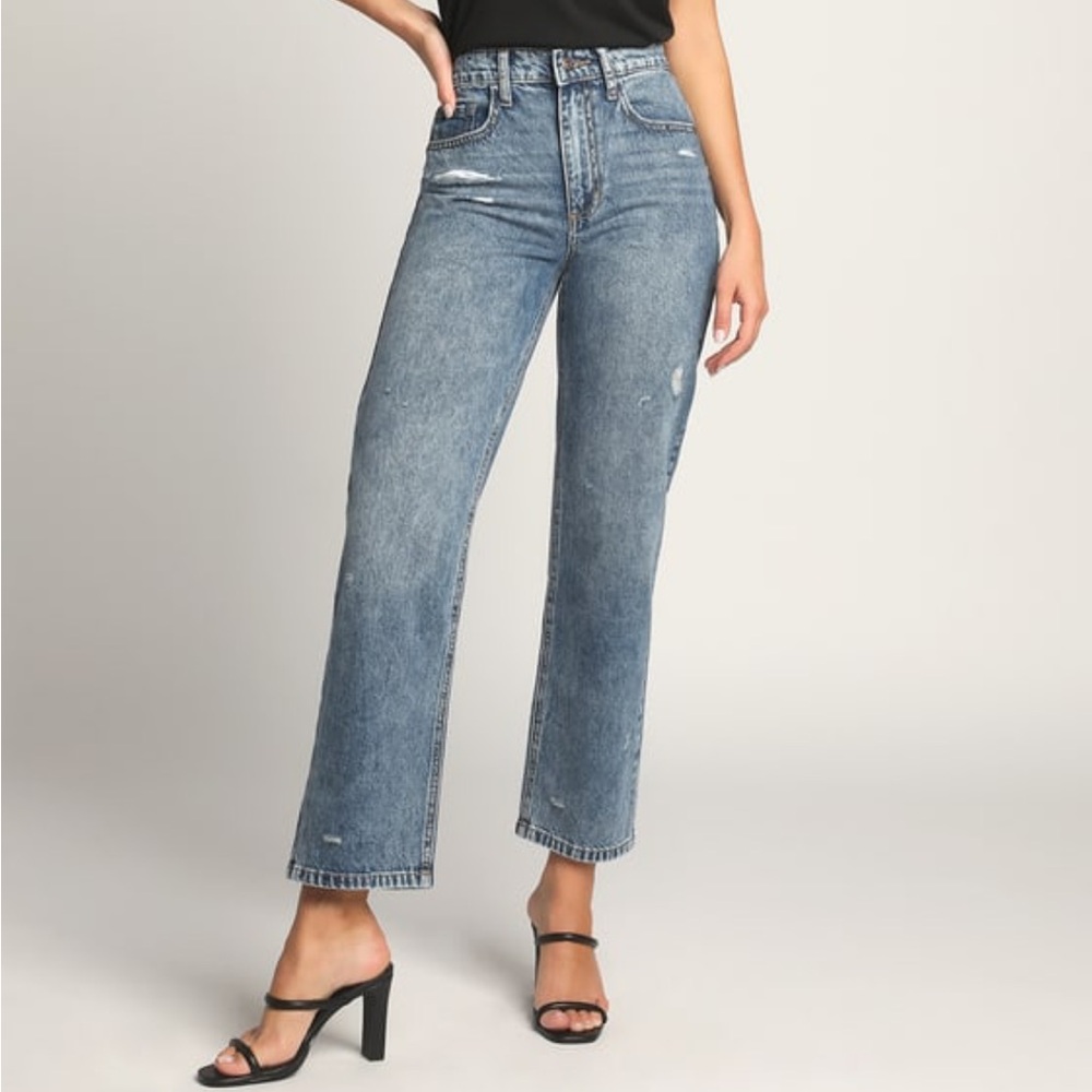 Lulu’s Visionary Vibe Medium Wash High Rise Straight Leg Jeans